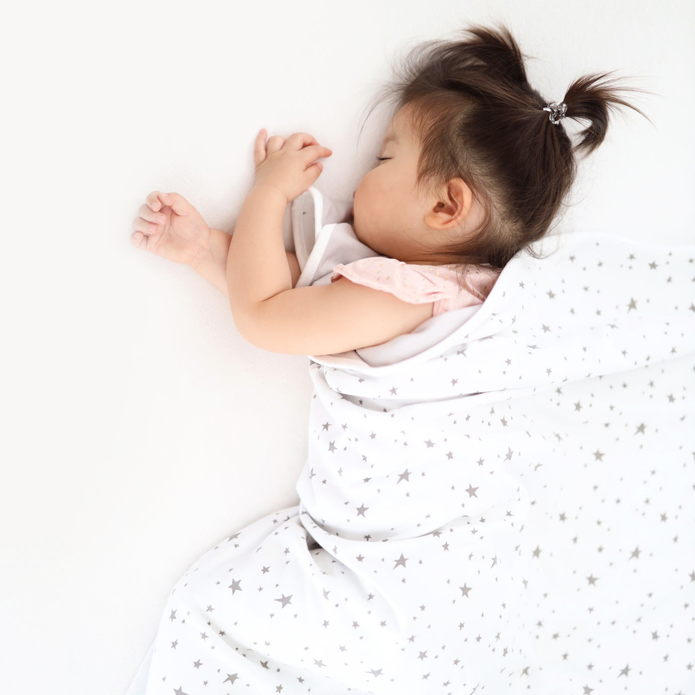 Merino Wool Stars Baby Blanket Woolino Color: White Stars, Size: 31.5
