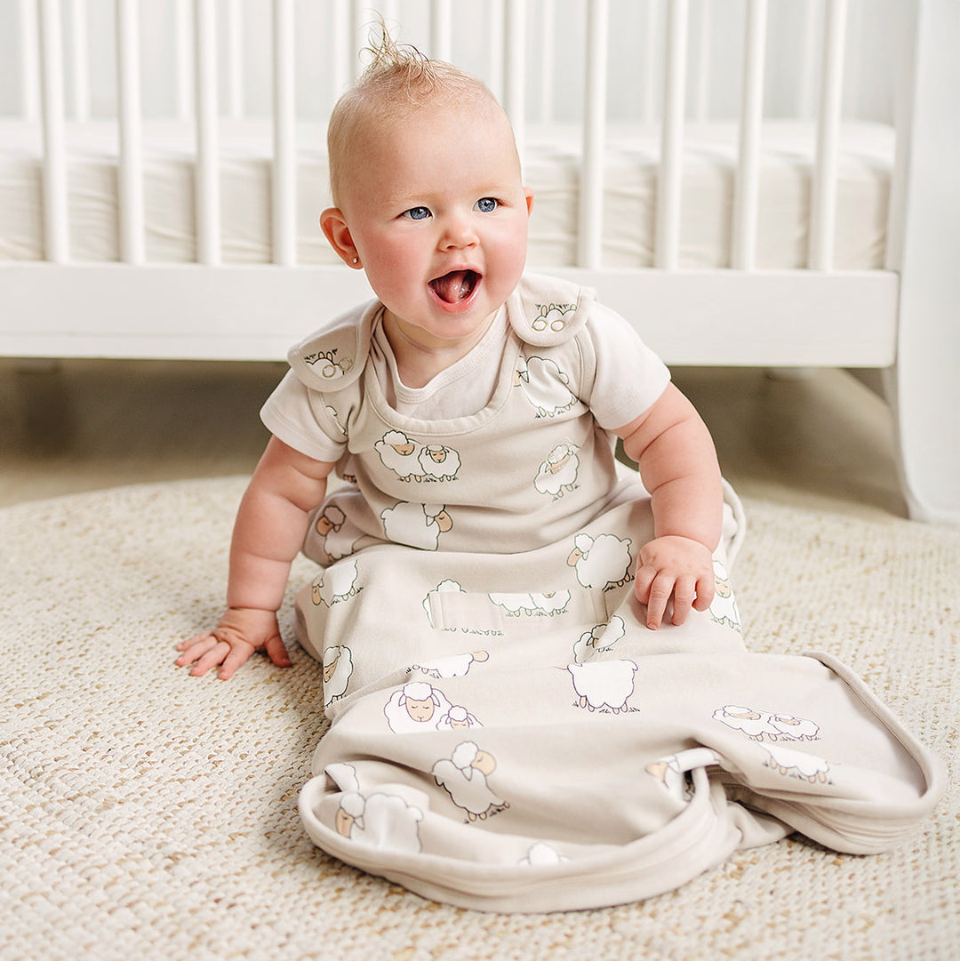 Woolino 4 Season Ultimate Baby Sleep Bag in Sheep Size 0-2 years