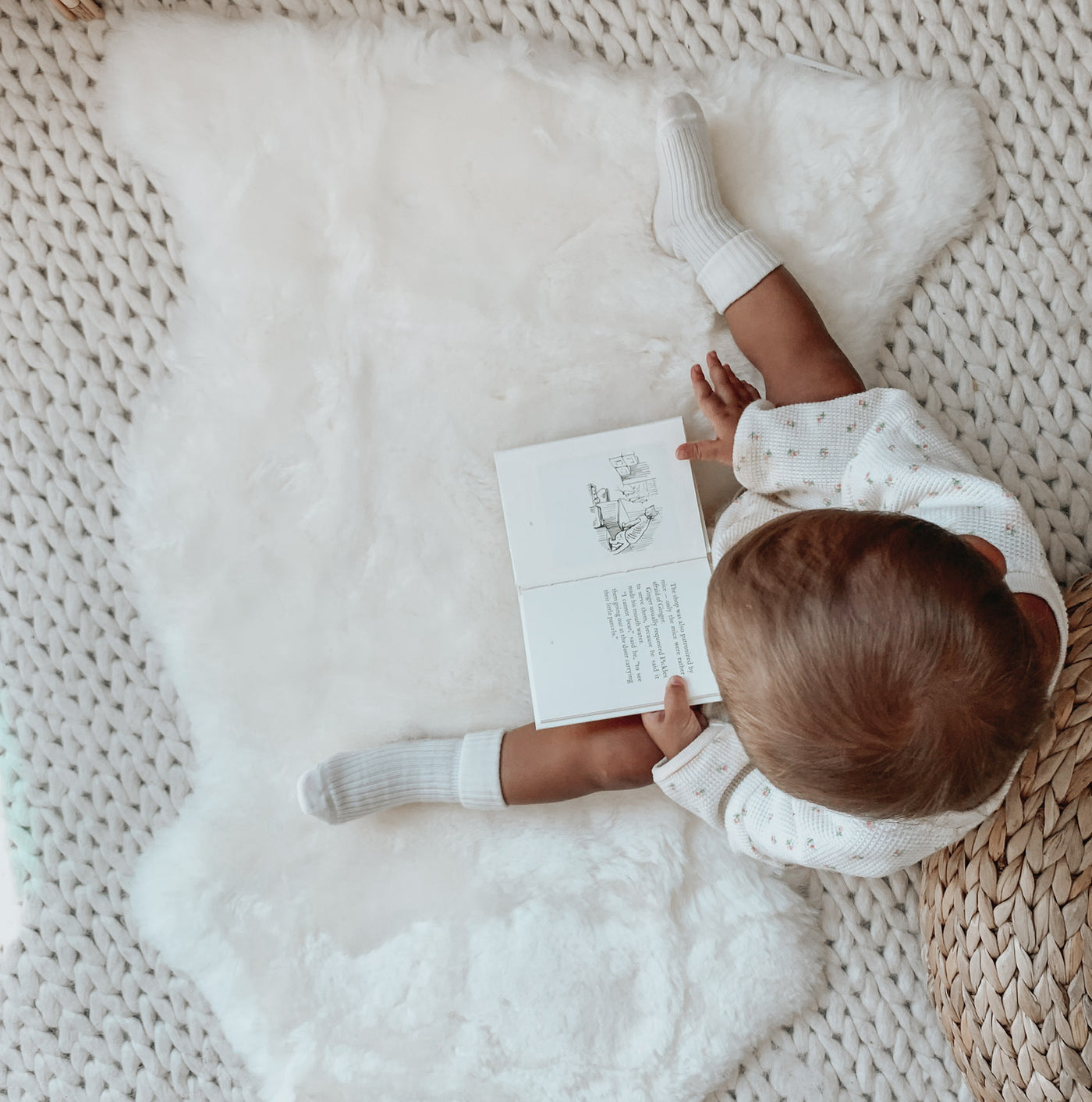 Sheepskin Rug for Babies, 100% Natural, Shorn Lambskin Wool, 2 x 3 Feet, Ivory