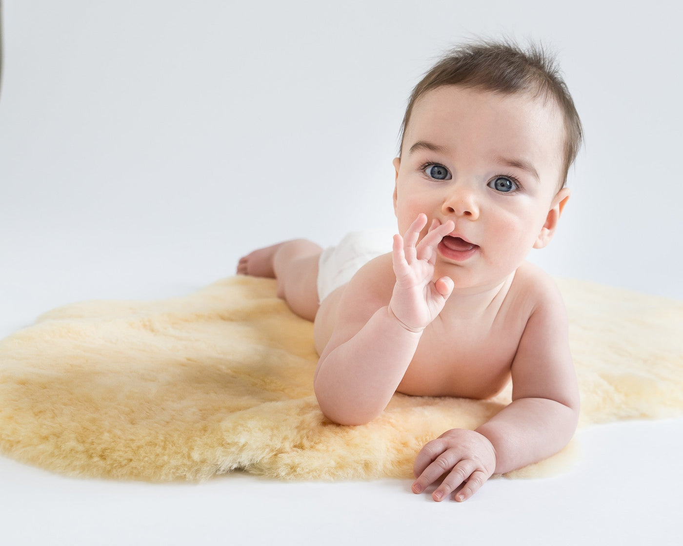 Sheepskin Rug for Babies, 100% Natural, Shorn Lambskin Wool, 2 x 3 Feet, Flax